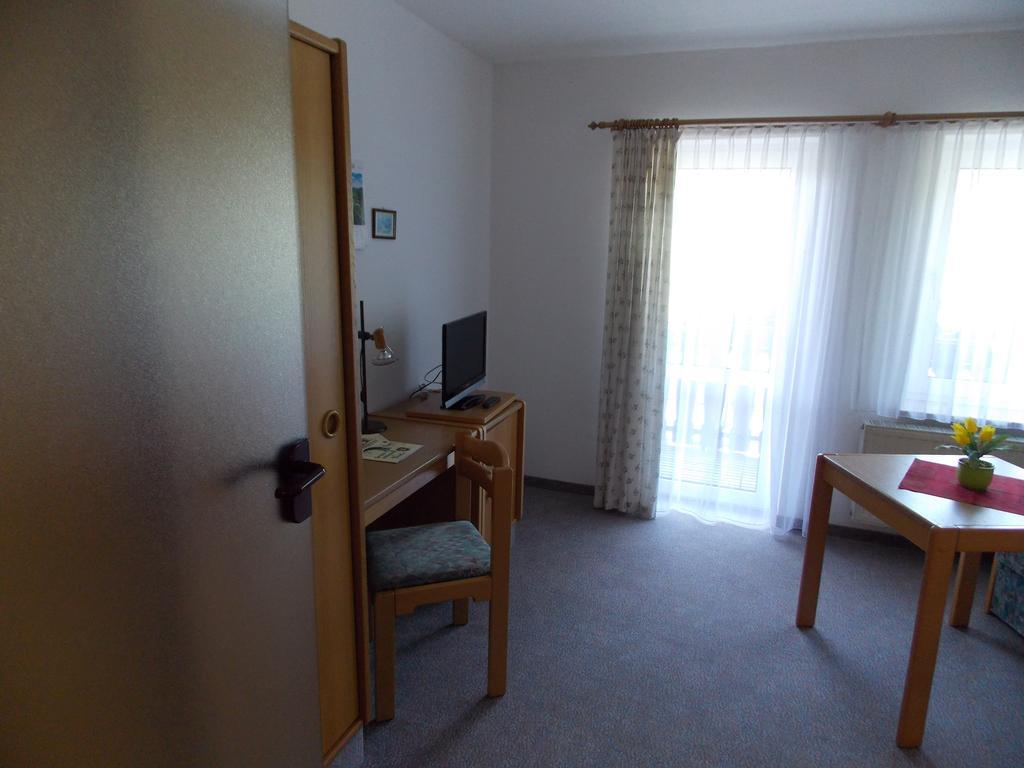 Landhotel Weisses Roess'L Adorf Pokój zdjęcie